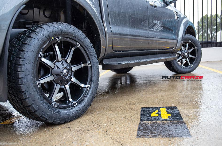 FORD RANGER COUPLER BLACK MACHINED WITH DARK TINT